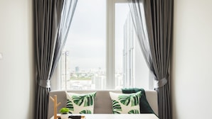 Room - Chapter One ECO Ratchada Huaikwang by Favstay (Bangkok)