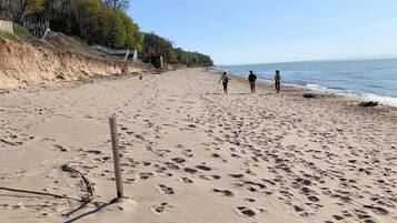 Beach nearby, beach towels