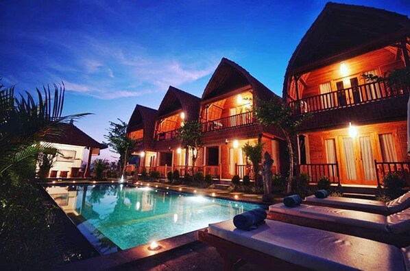 Façade de l’hébergement - soirée/nuit