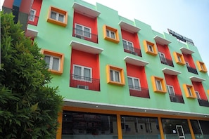 Exterior - OYO 920 Gajah Mada Hotel (Palu)