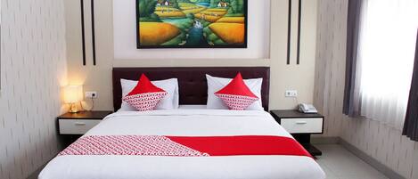 Suite Deluxe | Una scrivania, Wi-Fi gratuito, lenzuola