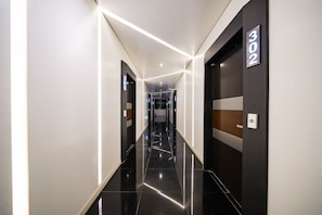Hallway - Seattle B Hotel (Busan)
