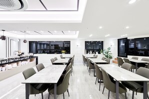 Restaurant - Seattle B Hotel (Busan)