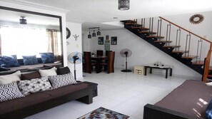 Interior - Tagaytay Home Staycation (Alfonso)