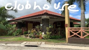 Exterior - Tagaytay Home Staycation (Alfonso)