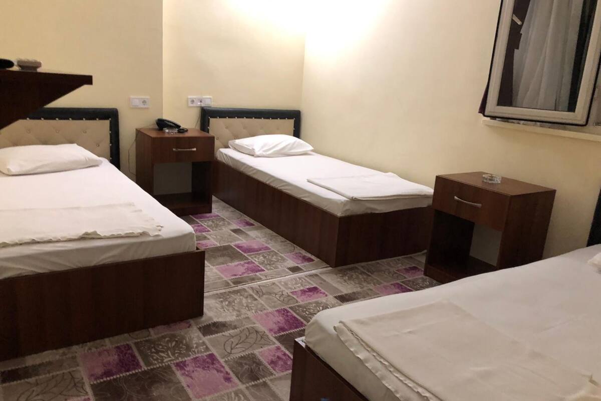 1 bedroom, in-room safe, free wifi, bed sheets