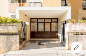 Exterior - Residential Apartment (Split)