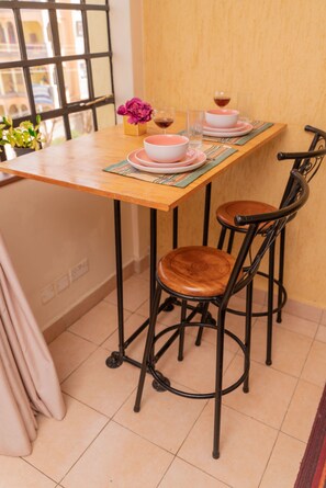 Dining - Kijani Apartment (Nairobi)
