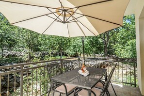 Comfort House | Terrace/patio - Holiday House (Podbablje)