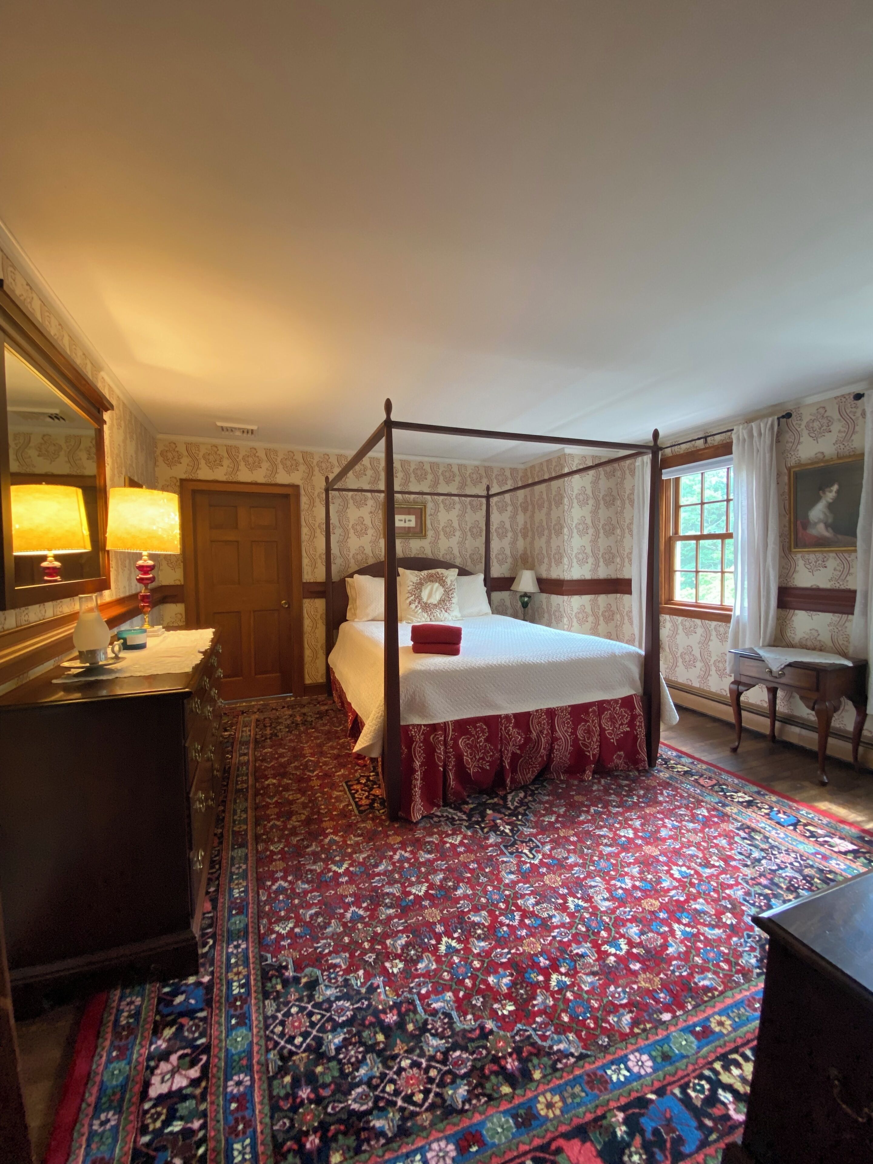 5 camere, una scrivania, ferro/asse da stiro, culla da viaggio