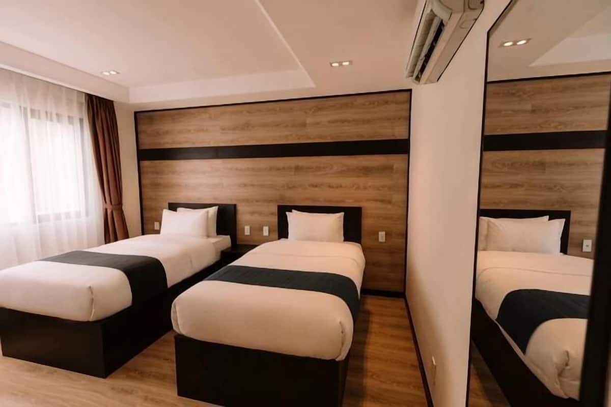 Minibar, caja de seguridad en la habitación, escritorio y wifi gratis