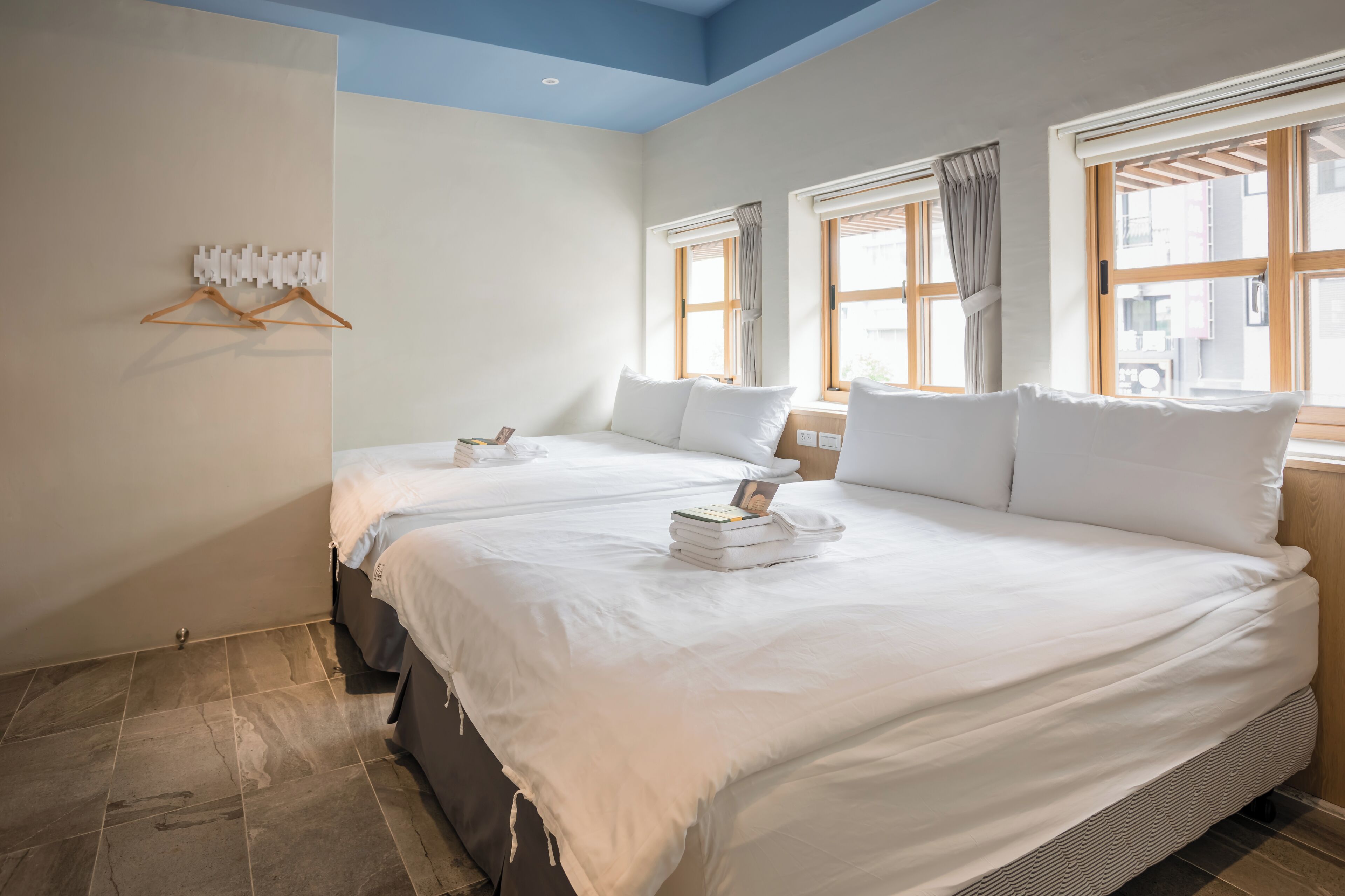 Standard Quadruple Room | Blackout drapes, soundproofing, free WiFi, bed sheets