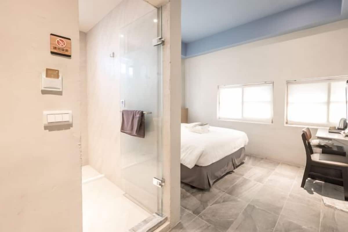 Blackout drapes, soundproofing, WiFi (free), bed sheets