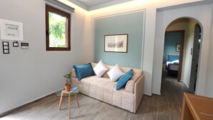 Deluxe Suite - Castle View Bungalows (Sparta)