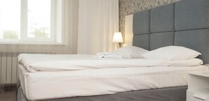 Minibar, coffres-forts dans les chambres, décoration personnalisée
