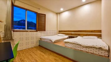 Chambre Familiale | Coffres-forts dans les chambres, bureau, rideaux occultants