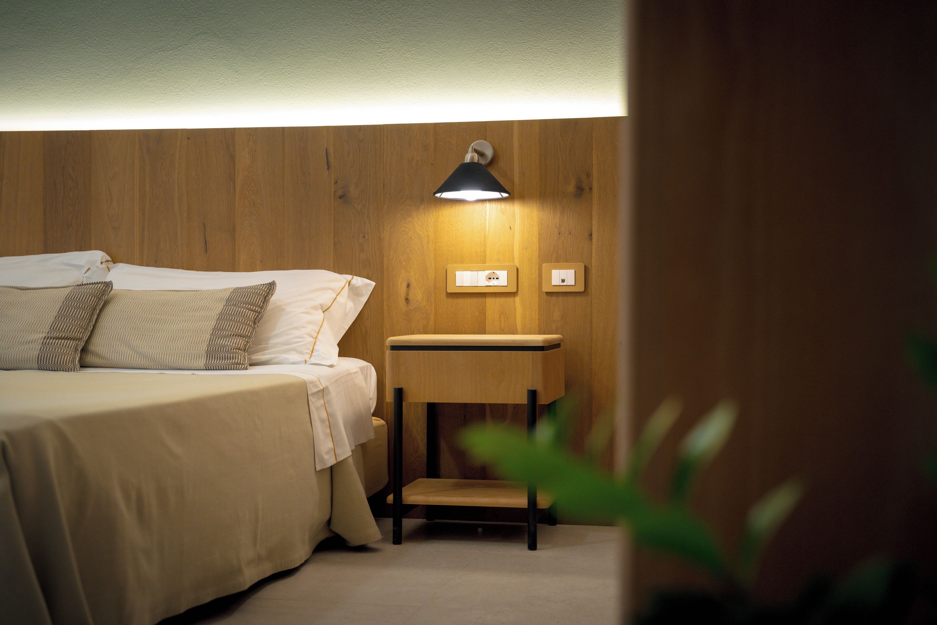 Chambre Double ou avec lits jumeaux, balcon | 1 chambre, coffres-forts dans les chambres, bureau, Wi-Fi gratuit