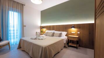 Superior Double or Twin Room, Terrace | 1 bedroom, in-room safe, desk, free WiFi