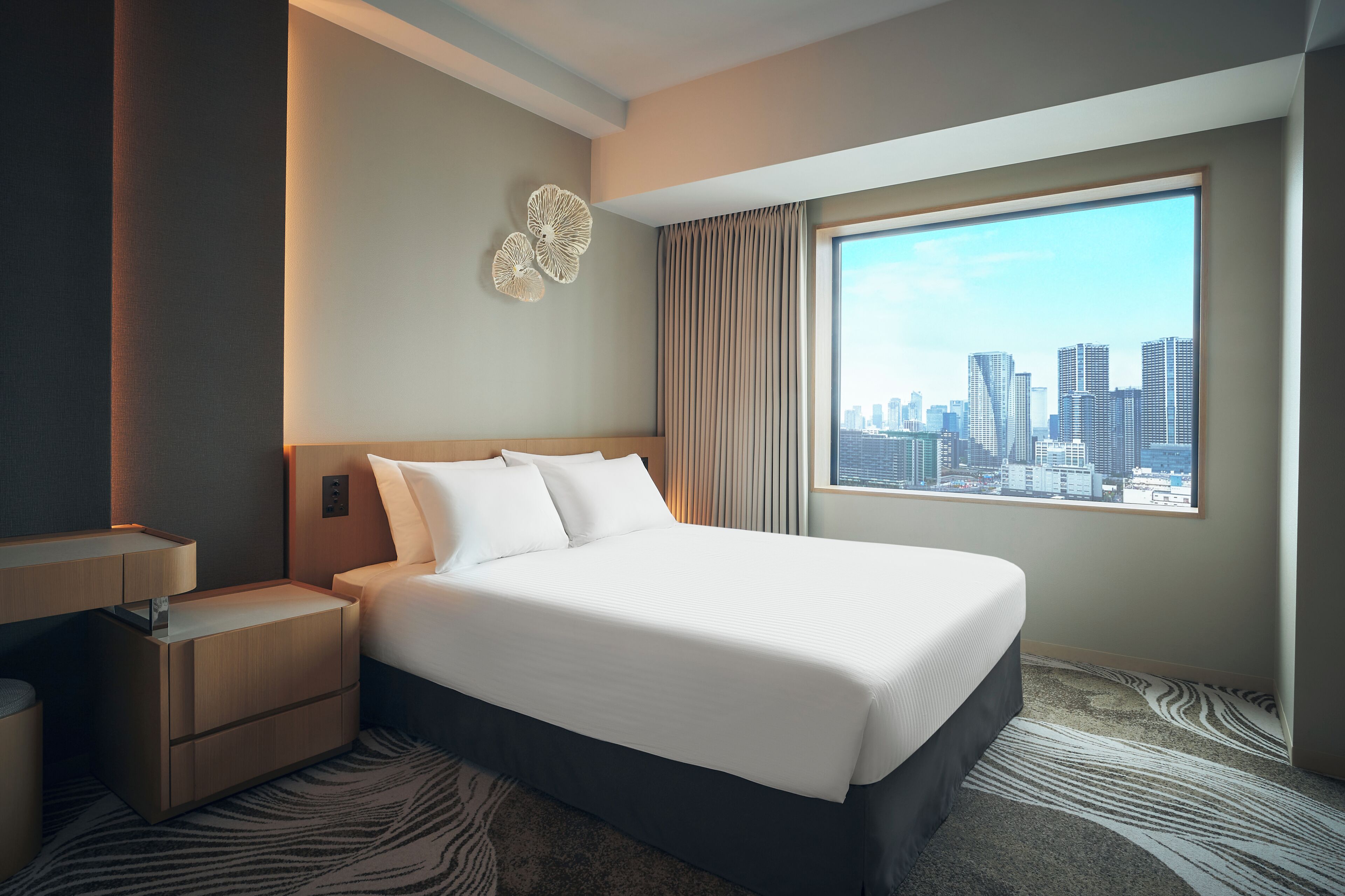 [Regular Floor] Superior Queen Room - Non-Smoking | In-room safe, blackout curtains, free WiFi, bed sheets