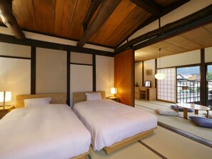 Phòng Deluxe, không hút thuốc (VMG) | Két bảo mật tại phòng, trang trí khác biệt 