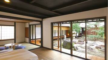 1 bedroom, minibar, in-room safe, individually decorated