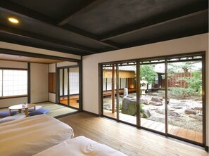 Premier Room (VMG)