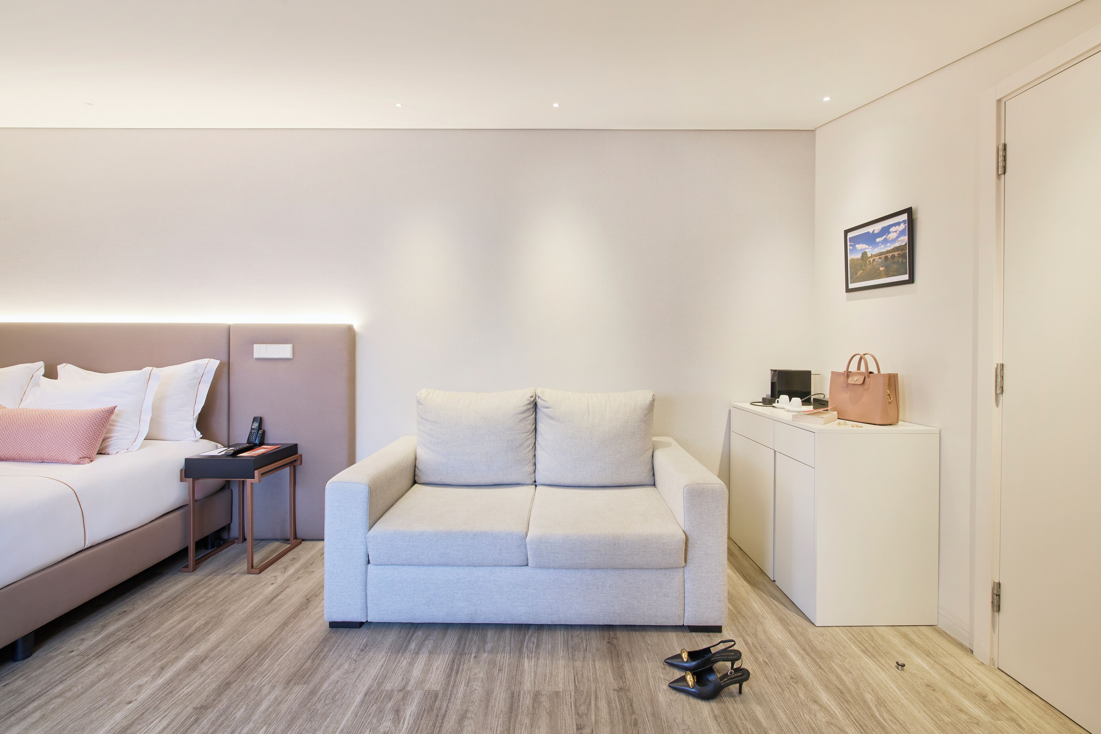 premium double or twin room | minibar, in-room safe, soundproofing, free wifi