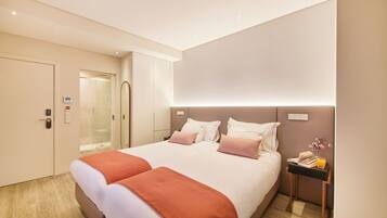 Executive Double or Twin Room | Minibar, in-room safe, soundproofing, free WiFi