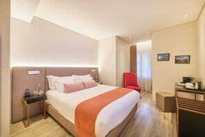 Executive Double or Twin Room | Minibar, in-room safe, soundproofing, free WiFi