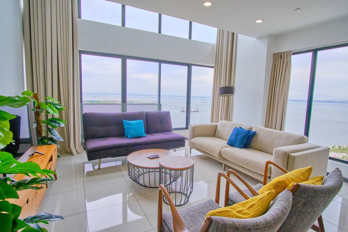 Apartemen Klasik (SG 12-3A) | Area keluarga | TV layar datar