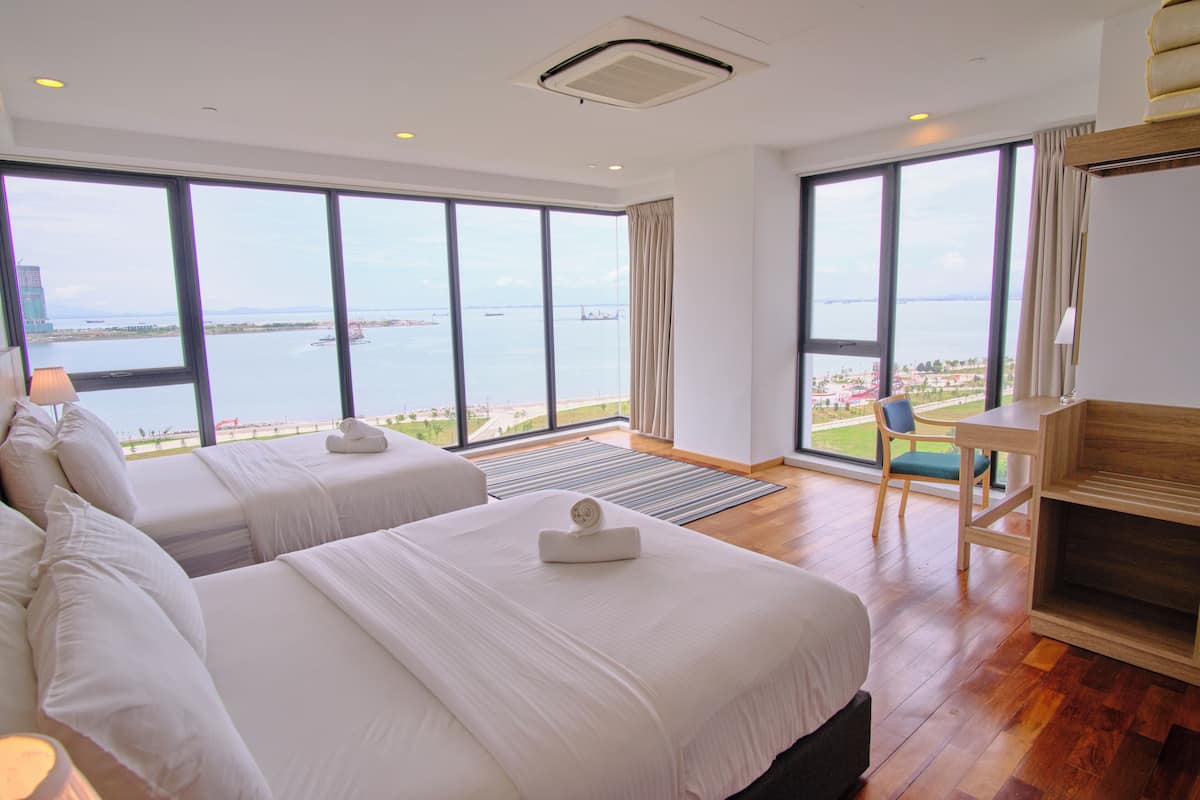 Apartemen Elite, Beberapa Tempat Tidur, pemandangan laut terbatas (SG 6-3A) | Tirai kedap cahaya, setrika/meja setrika, Wi-Fi gratis, dan seprai linen