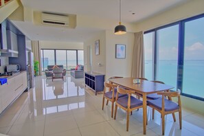 Appartement Standard (SG 15-3A DC) | Salle Ă manger