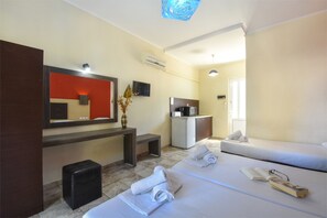 熨斗/熨衫板、免費 Wi-Fi、床單