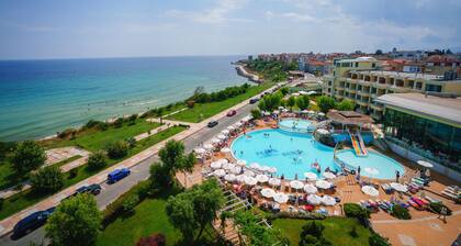 Hotel Perla Beach Luxury