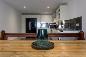 Private kitchen - The Winding House Serviced Apartments HSA (Hull)
