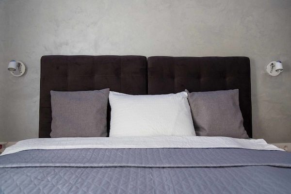 Double Room (Ginko 1)