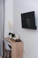 Quarto casal ou duplo (Ginko 2) | Área de estar | TV de tela plana