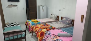 Economy Quadruple Room, Sea View | Bed sheets - Pousada dos Ventos (Porto de Pedras)