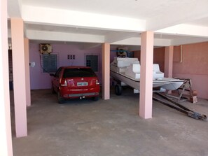 Free self-parking - Pousada dos Ventos (Porto de Pedras)