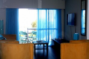 Televisión de pantalla plana