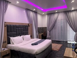 Superior Room | Desk, free WiFi