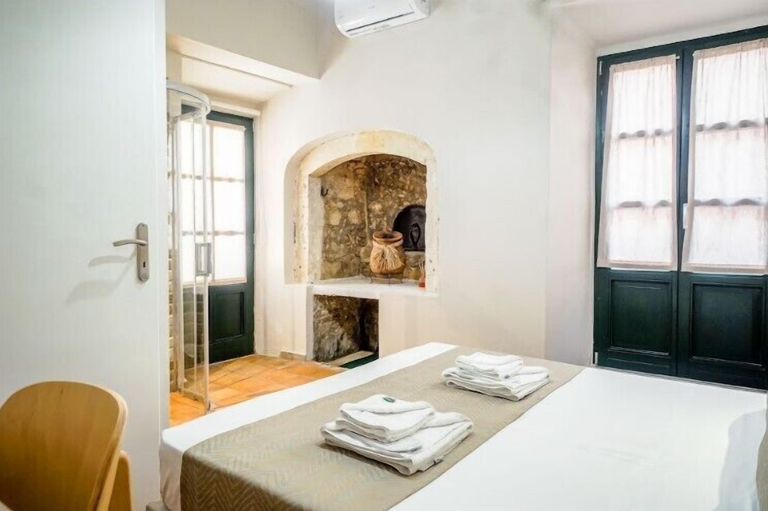 family studio | in-room safe, desk, soundproofing, iron/ironing board