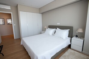 Huoneisto (H - Panoramic View) | 1 makuuhuone, tallelokero huoneessa, työpöytä, äänieristys