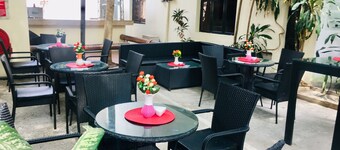 Home Gate Resort Limited