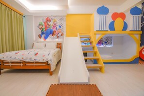 Ropa de cama de alta calidad, cubrecamas y escritorio 