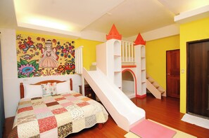 Deluxe Quadruple Room - Staring East B & B (Hualien City)