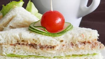 Desayuno continental todos los días (con cargo)