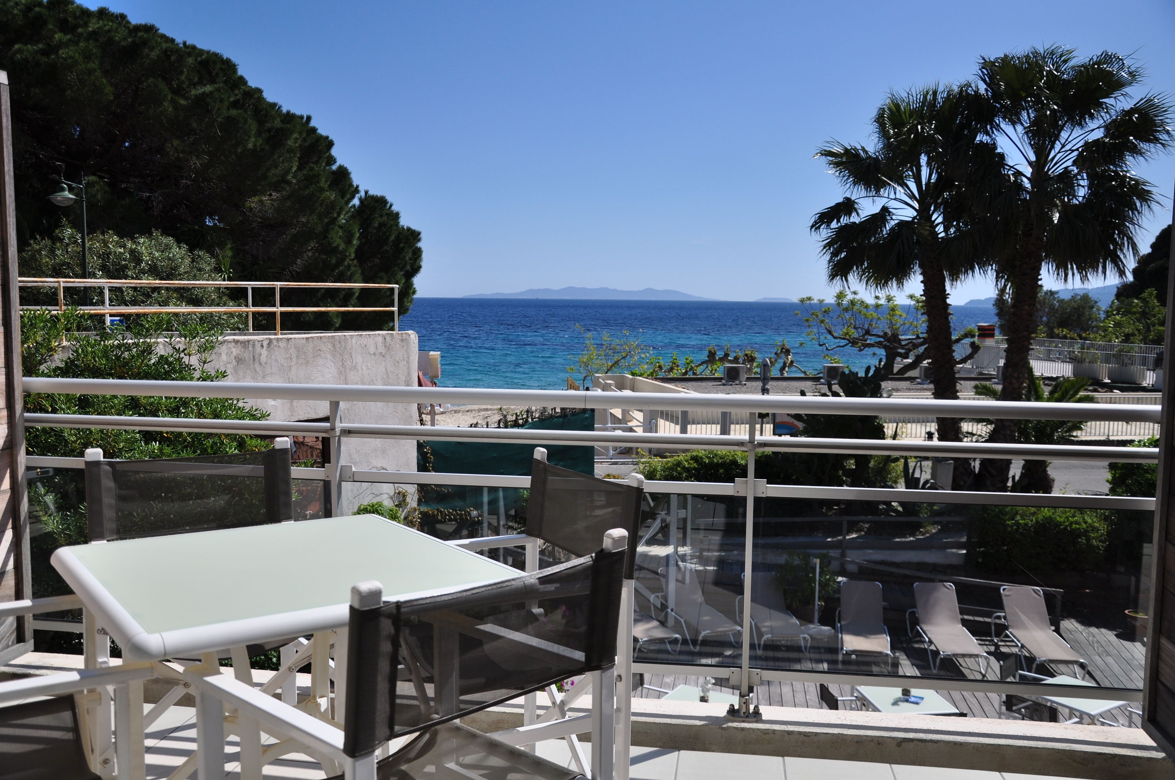 double room, terrace, sea view | 1 bedroom, in-room safe, individually decorated, individually furnished