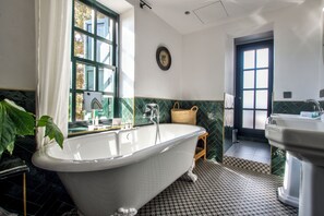 Santa Ponsa Junior Suite Signature | Bathroom