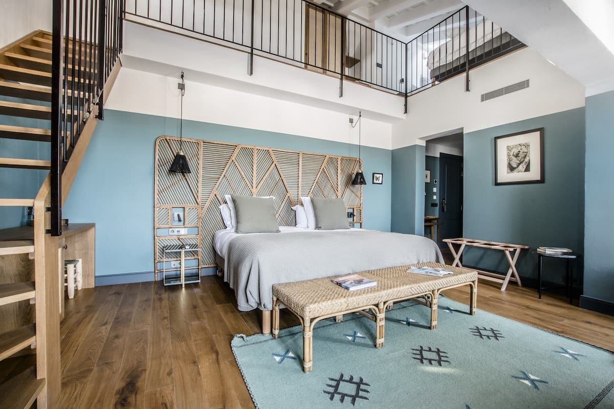Santa Ponsa Junior Suite Duplex | 1 bedroom, premium bedding, down duvets, minibar